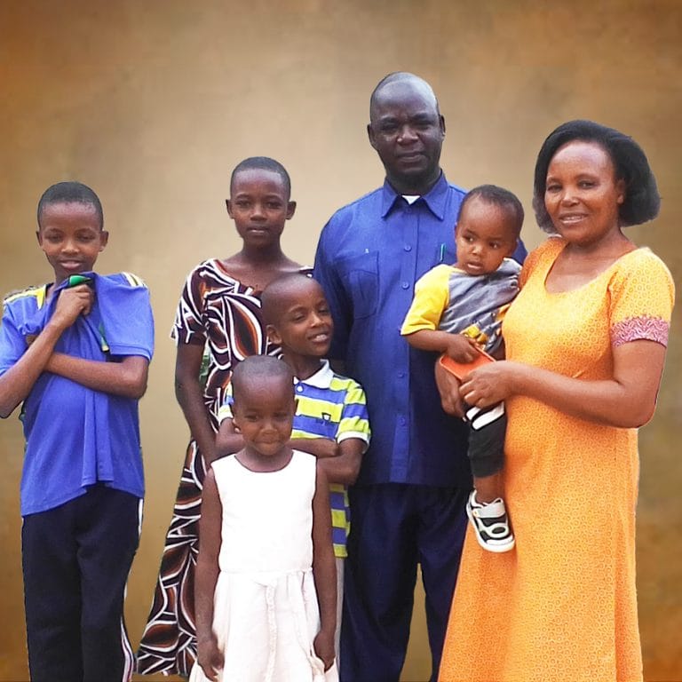 Stephen-&-Rahab-Kashinde--2